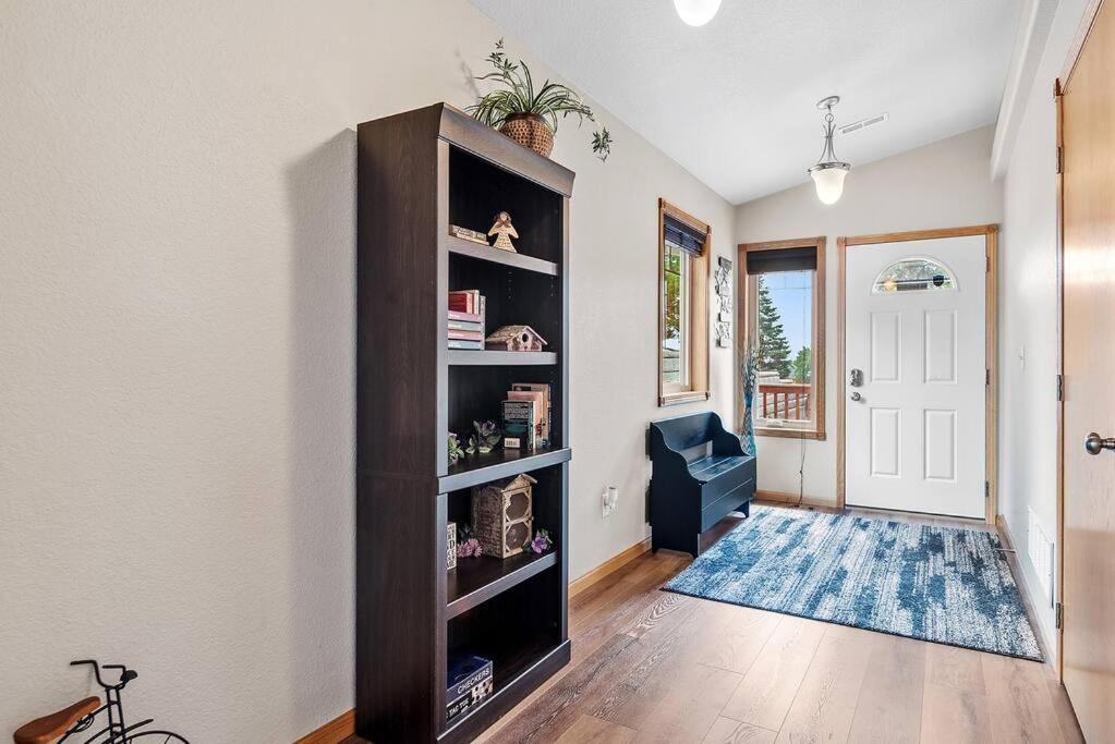 Villa Convenient Townhouse - Near Airport Rapid City Exterior foto